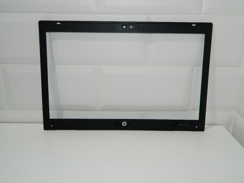 HP Elitebook 8460P Plasturgie contour écran 6070B0480301 / 643919-001