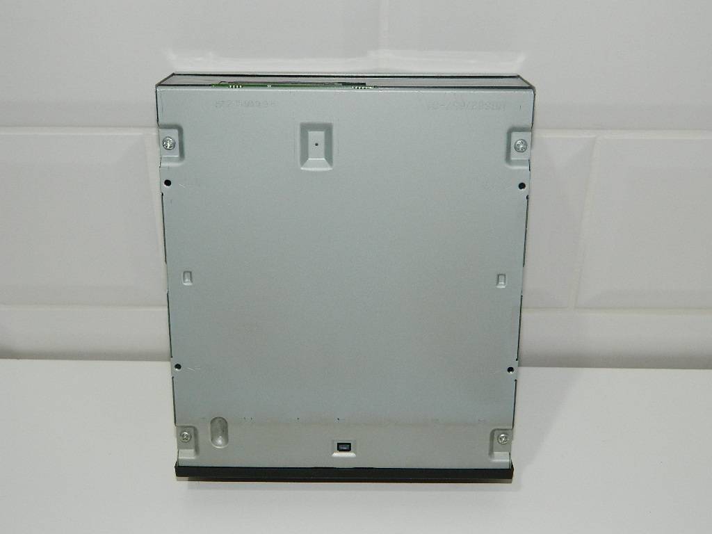 Fujitsu Esprimo P420 E85+ Lecteur graveur DVD model : GHCON